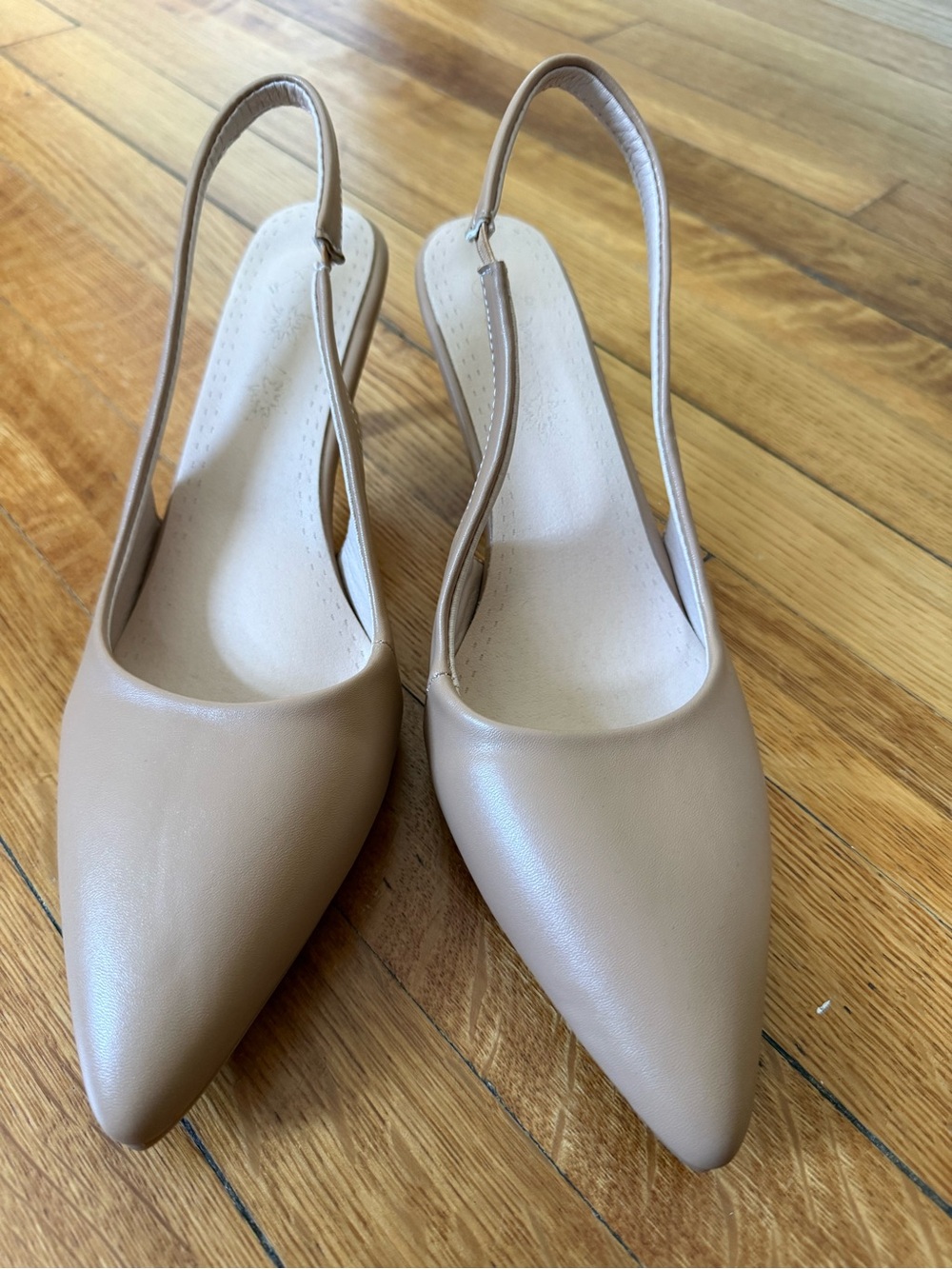 Source Unknown Beige Pointed-Toe Slingback Flats